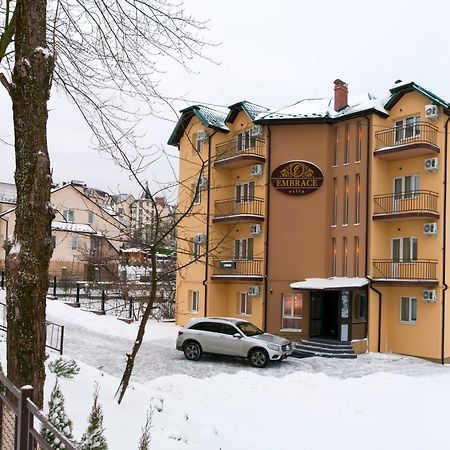 Embrace Hotel ตรุสคาเวตส์ ภายนอก รูปภาพ